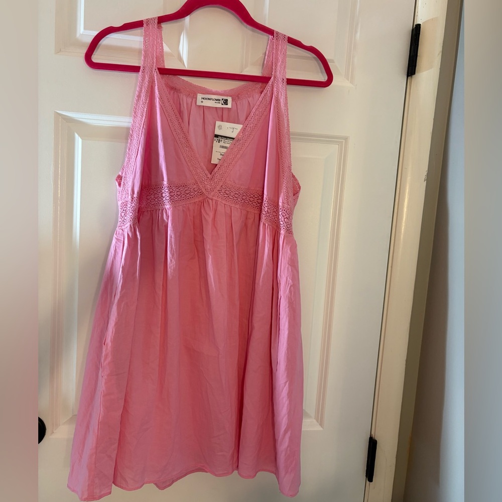 Pink Lace V-neck sundress